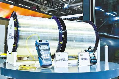 三大运营商首条空芯光纤商用线路都用“长飞造”