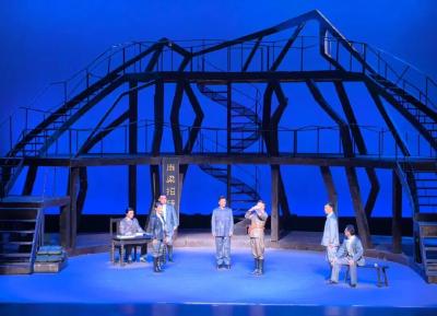 11月23日 早！黄冈 | 燕矶长江大桥顺利合龙 ◆ 城区这条道路焕新升级