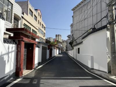 黄梅镇背街小巷“微改造” 让城市“里子”焕新颜