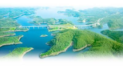 大江奔涌绿意浓 荆山楚水焕新颜  提升支点生态承载力 擘画美丽湖北新图景