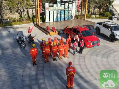 英山一林场实战演练筑牢森林“防火墙”