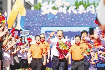 院士领衔铸就全国影响力 科技策源赋能新浪潮