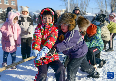呼伦贝尔开启“雪假”：青少年赴冰雪之约