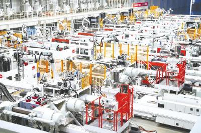 小米、联想、天马、阅文……一家又一家接踵而至  巨头为何都来光谷开全球大会