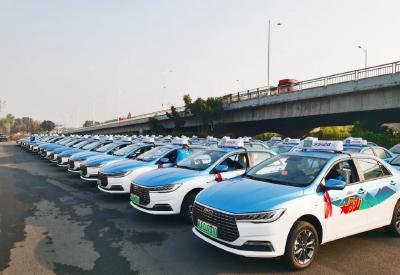 黄冈城区一批新能源巡游出租车正式投运