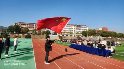 校长和少年同频诵读：这才是“爱国”最生动的打开方式