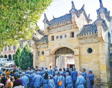 让大别山精神成为青年奋斗的不竭动力 