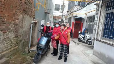 81岁，25载付出，这支志愿服务队的牵头人不一般！