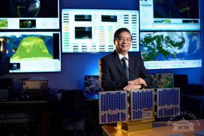 2025年度湖北省科学技术突出贡献奖龚健雅院士：“科研不能总是跟在别人后面跑，我们要有自己的创新”