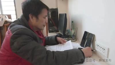 60后农民何光辉：用AI为时代写歌，用歌声温暖千万心