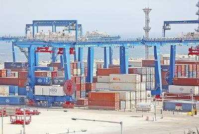 我国对外投资存量连续9年保持世界前三 去年对外直接投资同比增长7.1%