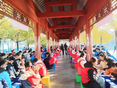 当数学遇上游园会：市东坡小学让数学变身大型闯关现场！