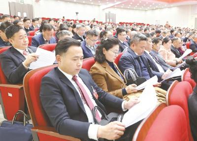 黄冈日报社论：同心同向 团结奋斗——热烈祝贺市政协六届五次会议开幕