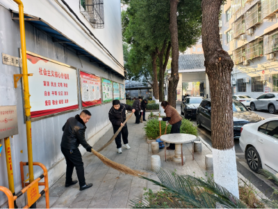 黄州区交通公路部门开展环境卫生整治助力创文  