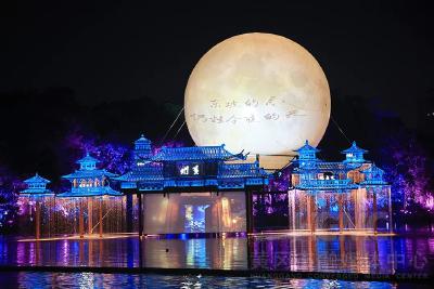 吃蟹听戏观影购物“链式体验”真过瘾！“十四五”时期，黄冈消费市场“热力”十足