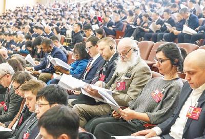 在鄂外籍人士：  “应该来湖北看看中国是如何发展的”