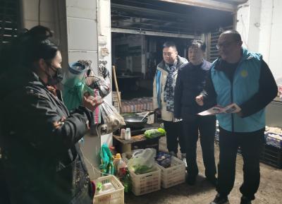 寒冬里  温暖“救”在身边