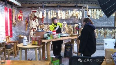 燕儿谷乡村云集市：云端集市架桥梁 电商助农富乡村