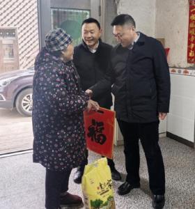 联合送温暖 真情暖人心——市直三家单位赴浠水开展新春慰问活动