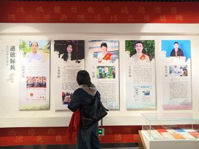 东坡诞辰989周年！省内外文化大咖齐聚黄冈职院，开启一场红色精神与千年文脉的思想碰撞