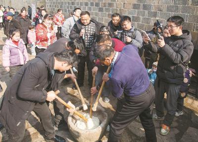 新春民俗活动 热闹非凡