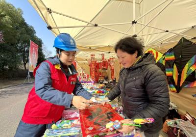 黄州区供电中心：新春“电”亮团圆路 情暖万家映初心