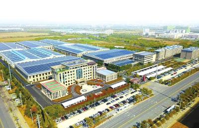 加钢淬火铸脊梁  ——黄冈工业企业冲刺“开门红”侧记