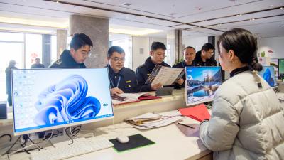 红安严查团年饭价格与安全