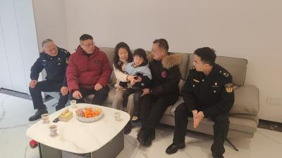 湖北高速路政一支队五大队开展新春暖心家访慰问活动