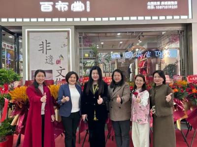 沃野上的“代言人” ——记黄冈市六届人大代表、麻城市归源农业发展有限公司总经理农春燕