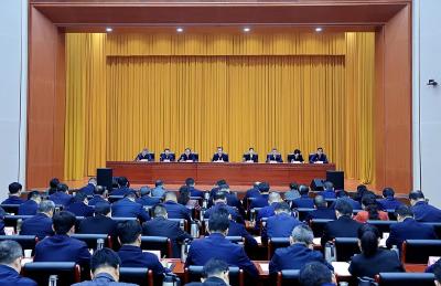 市委市政府召开加快黄冈革命老区振兴发展会议