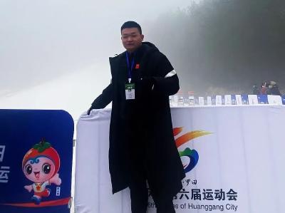 从“一场球”的激情到“一座城”的深情