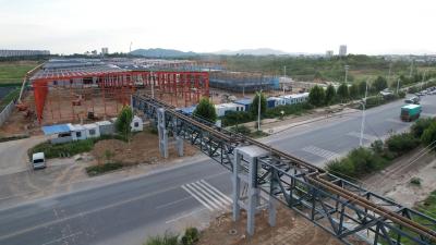 一线走访 现场办公 红安精准服务为企业解难题办实事