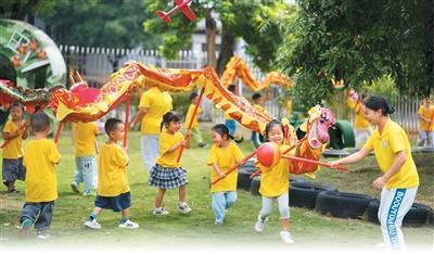 “小托育”托起家庭“大幸福”