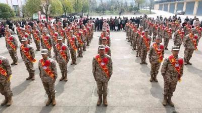 黄冈各地举行2026年春季新兵入伍欢送仪式