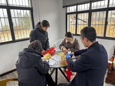 省畜禽产品质量监督检测中心来浠水开展鸡蛋抽样和调研