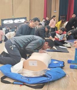 守护生命，“救”在身边——黄州区举办中小学教职工应急救护培训