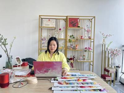 蕲春媳妇不简单，玩毛线玩出共富大产业