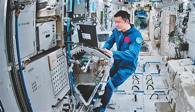 听神舟二十号乘组讲述太空生活——“我们把空间站当成朝夕相处的朋友”