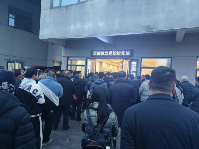 多家省级媒体深情追忆好支书吴劲松