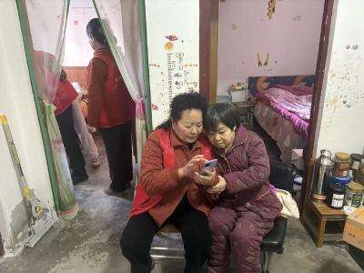 坚韧化为大爱 微光点亮人生——黄州区赤壁街道惠民社区“倪阿姨”的向善人生