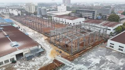 聚焦强工兴旅 奋力四大攻坚丨宏涛新材料项目抢抓工期 闲置土地“焕新”促产增效