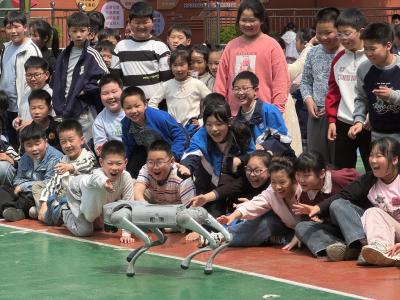科普大篷车开进浠水五小！零距离解锁科学奥秘