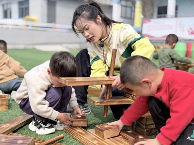 研思共进！麻城市第五幼儿园沉浸式教研赋能师幼共成长