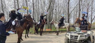 “马”上宣传 禁毒有我