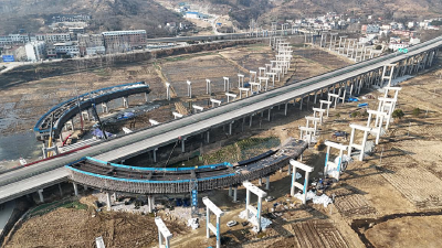 麻城市纪委监委清风护航高速路建设