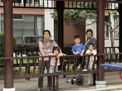 “刚柔并济”破难题，“精治善管”焕新颜——  看黄州一小区如何从“乱”到“治”