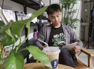 跨越山海，相聚武汉，这群“00后”在这片热土上向阳而生