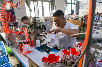 “世界超市”率先“进球”——义乌备战世界杯一线观察