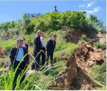 排查及时、转移果断！蕲春成功处置一起地质灾害险情